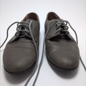 ALDO Oxford Grey Leather Shoes Womens Size 5